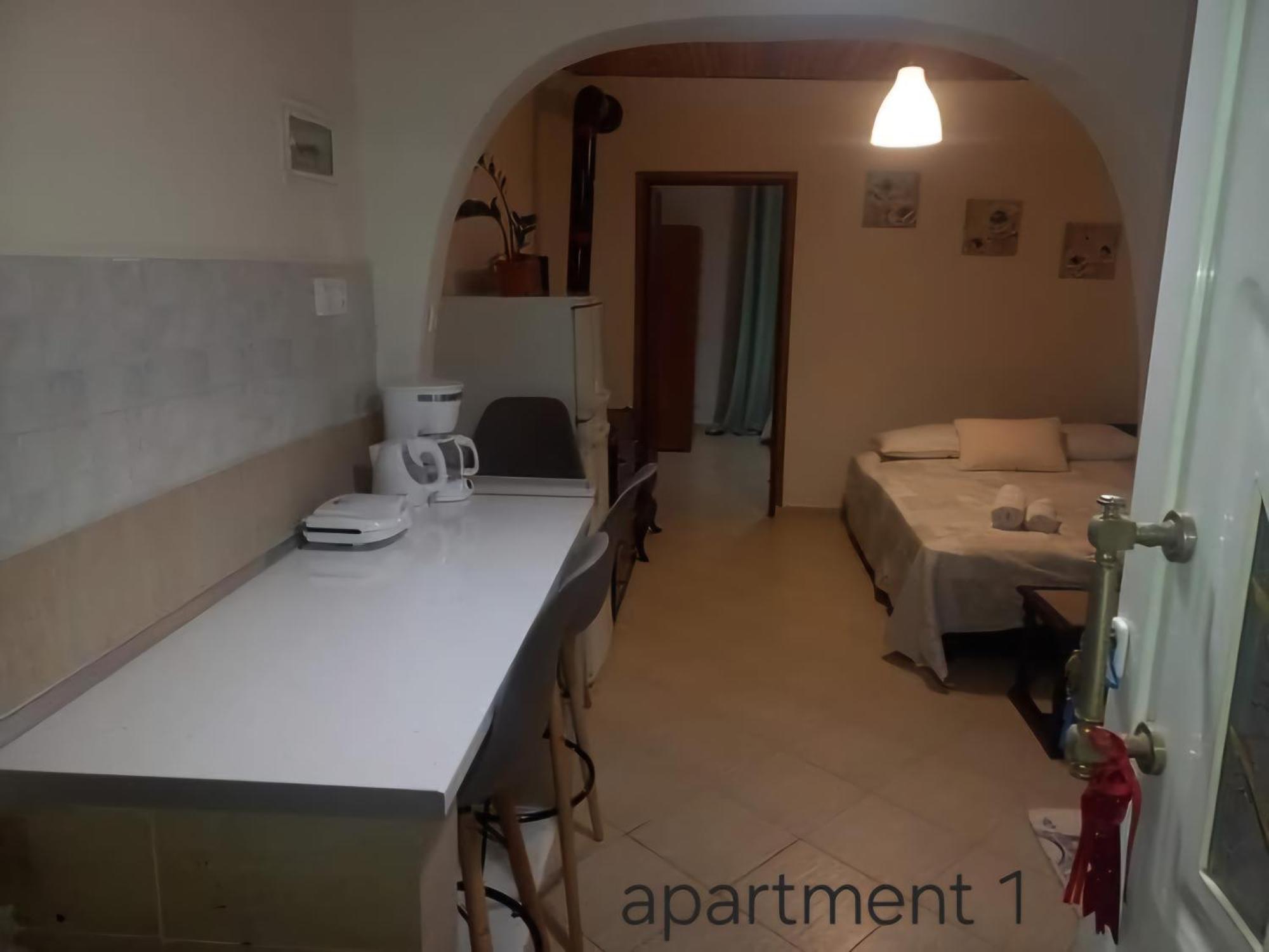 Messonghi- La Pazzeli Apartment *